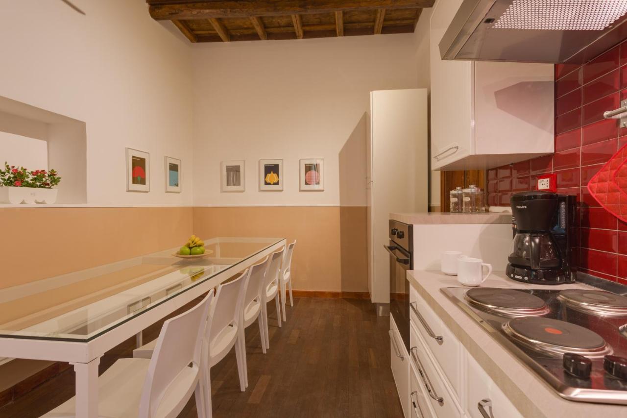 Romac Baullari Holiday Apartment In Campo De Fiori 외부 사진