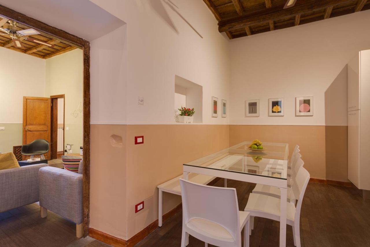 Romac Baullari Holiday Apartment In Campo De Fiori 외부 사진